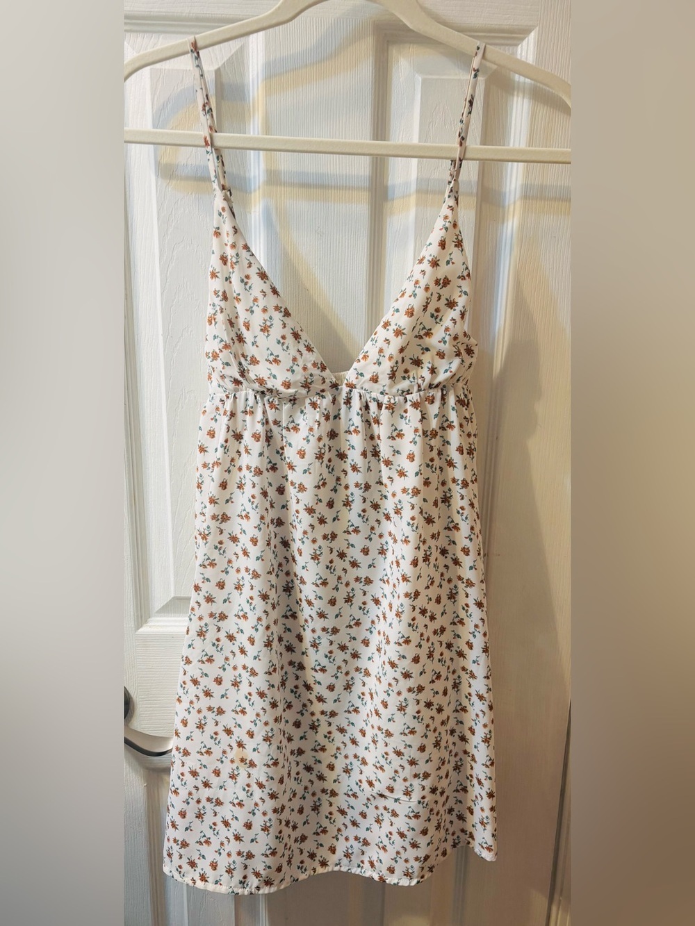 Princess Polly White Floral Empire-Waist Mini Dress - Picture 4 of 7